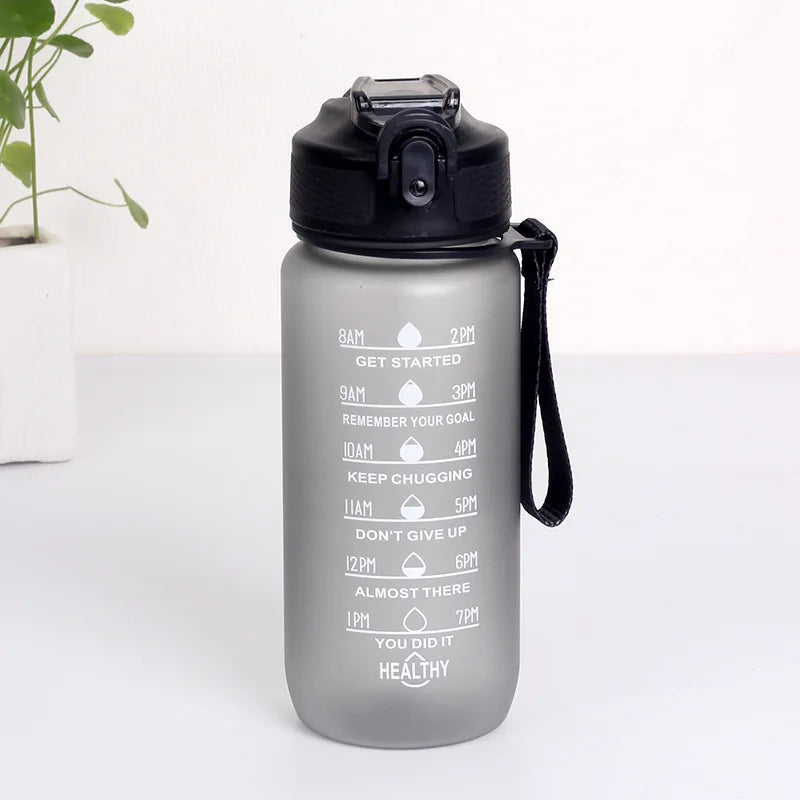 Bouteille d'Eau Sport 3 Tailles – Graduation Motivation avec Marquage Horaire et Anti-Fuite | Bouteille de Sport pour Gym et Outdoor